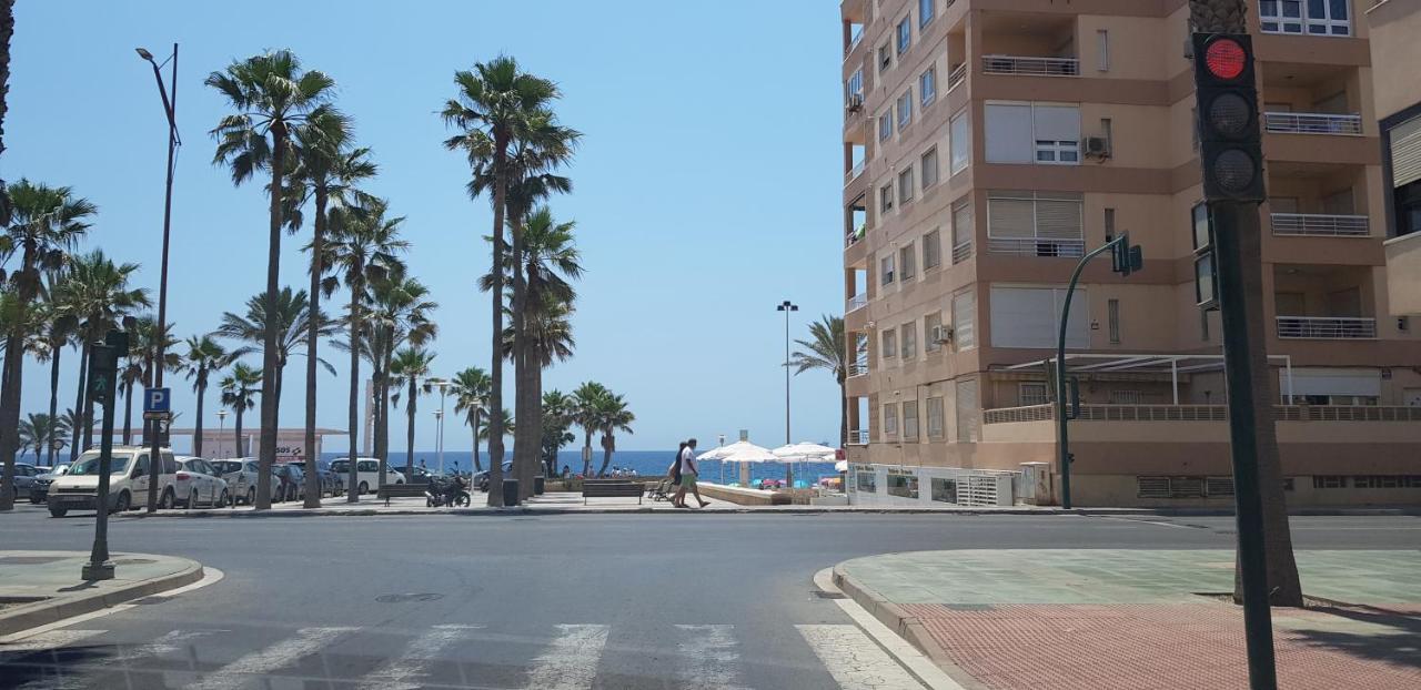 Appartement El Rinconcito Cubano En La Playa à Almería Extérieur photo